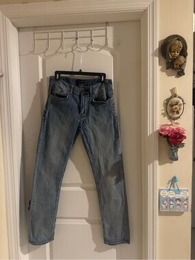 Men's Light Blue Straight-Leg Jeans